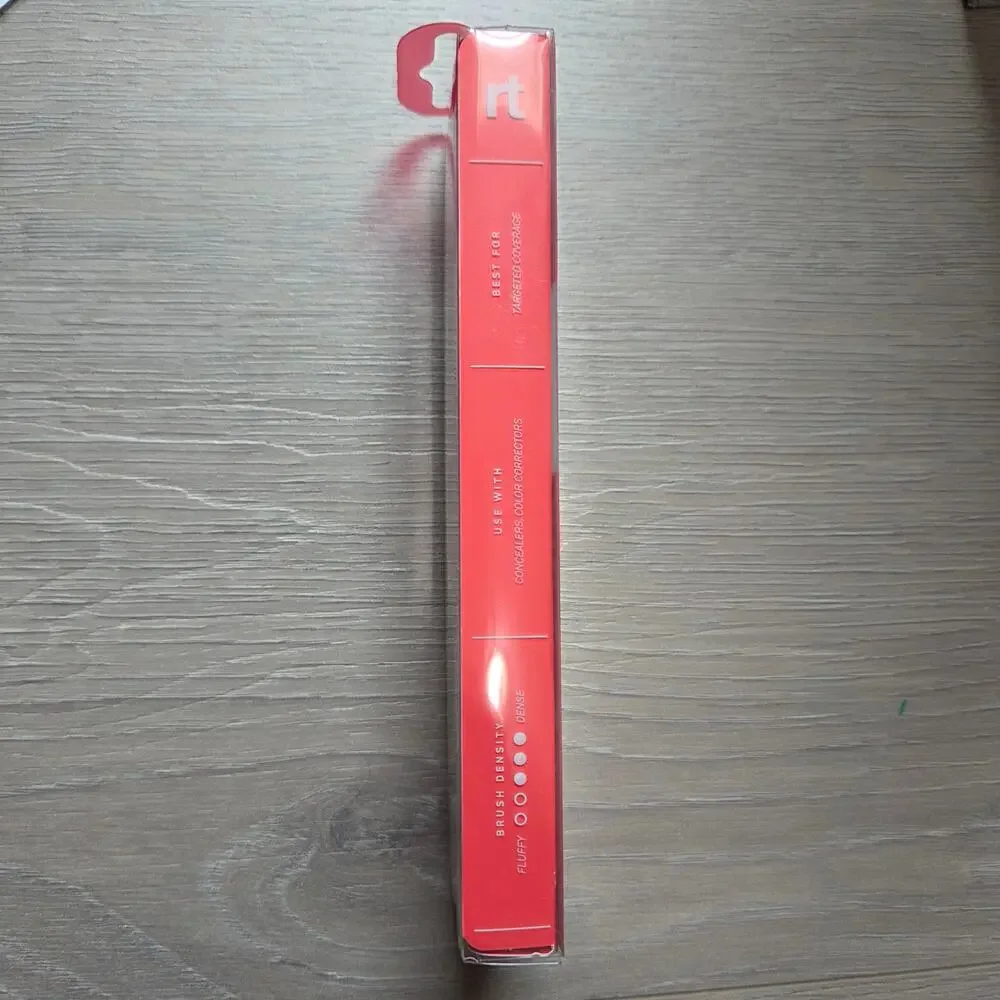 Real techniques spot concealer brush